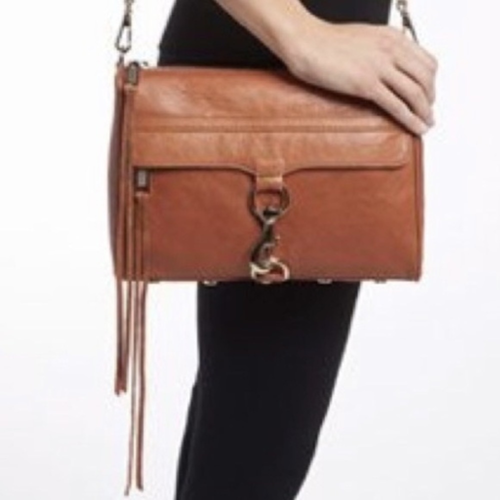 🎒 Rebecca Minkoff Classic MAC Crossbody In Almond